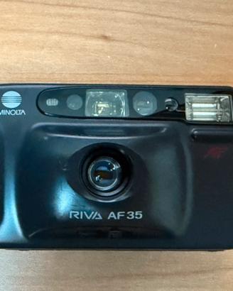 Macchina analogica Minolta