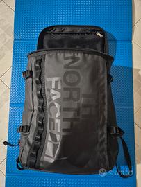 zaino the North face base camp