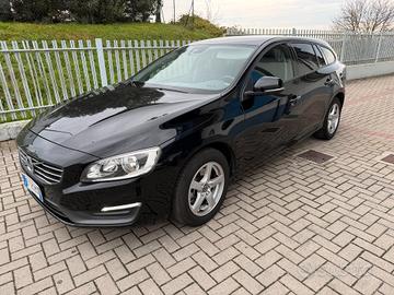 Volvo V60 D3 Geartronic Kinetic CAMBIO NUOVO