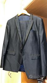 completo da uomo molto elegante taglia 48