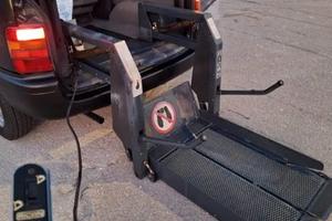 Pedana per disabili da auto Ricon Serie k