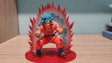 Action figure goku ssj blue kaioken