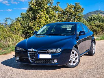 Alfa Romeo 159 - 1.9 JTDm 16V Giugiaro