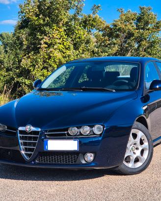 Alfa Romeo 159 - 1.9 JTDm 16V Giugiaro