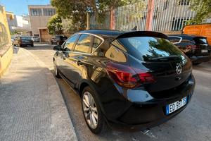 Opel astra j
