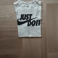 maglietta nike 