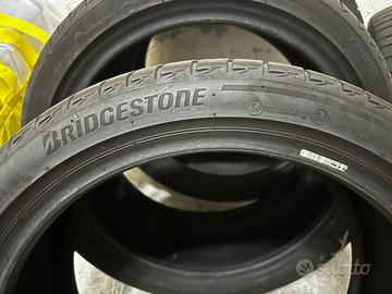 4 gomme Bridgestone turanza T005 estive 225-40-R18
