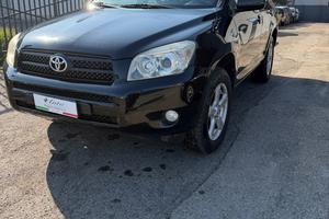 Toyota RAV 4 RAV4 2.2 D-4D 136 CV DPF Luxury