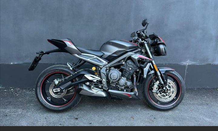 TRIUMPH Street Triple 765 RS