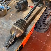 Semiasse giunto esterno dietro rzr 1000