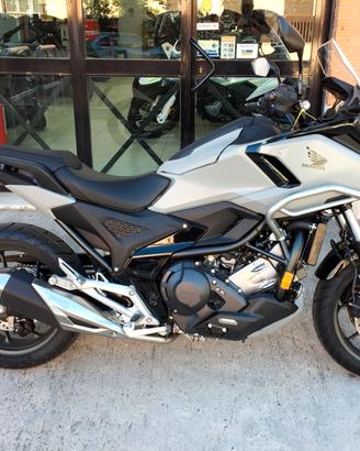 Honda NC 750 X DCT 2026 KM ZERO - FINANZIABILE