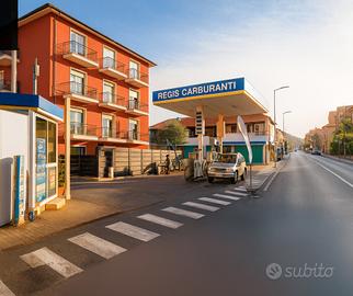 Storico Distributore, officina, negozio - 50 anni