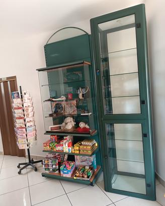 arredo per negozio