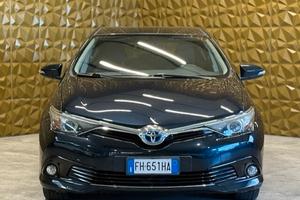 Toyota Auris 1.8 Hybrid Business
