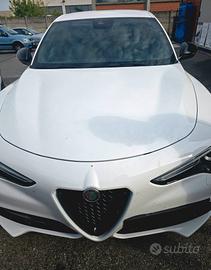 Alfa Stelvio Veloce 2.2