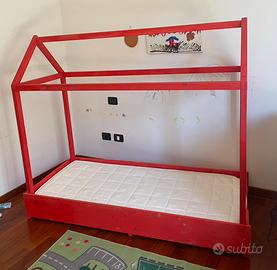 Letto per bambini con materasso, capanna