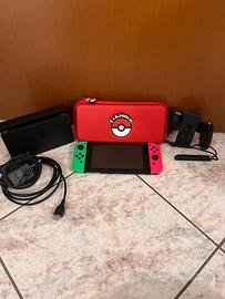 Nintendo switch con accessori