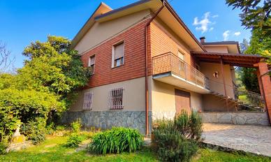 Casa Indipendente Gropparello