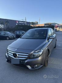 Mercedes b180