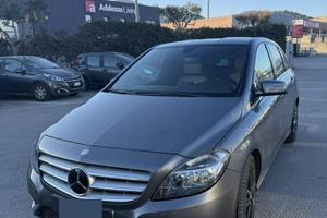 Mercedes b180