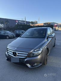 Mercedes b180