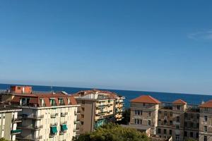 LOANO SI PROPONE QUADRILOCALE CON VISTA MARE