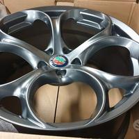 Cerchi in lega Alfa Romeo Tonale/Stelvio R19"