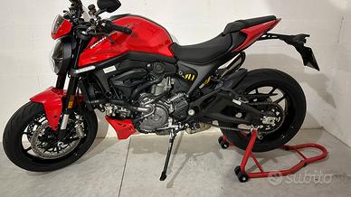 Ducati Monster 937