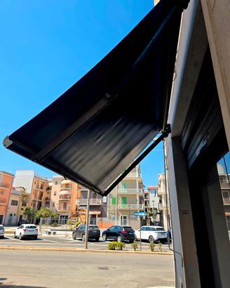 tende da sole con struttura 