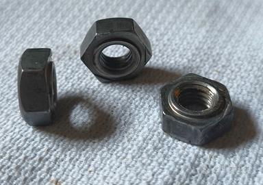 Dadi a saldare M8 DIN 929 – 1 kg o più