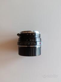 Voigtländer Nokton 35mm f/1.4 Classic
per Leica M