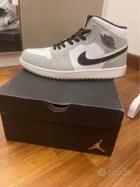 Sneakers Jordan 1 Mid light smoke Grey 43