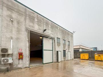 CAPANNONE A TRAVAGLIATO