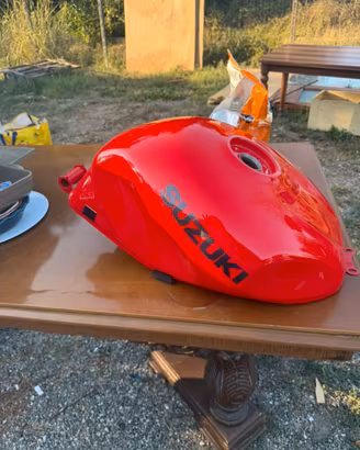 Serbatoio suzuki TL1000S