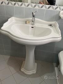 Lavandino bagno e bidet