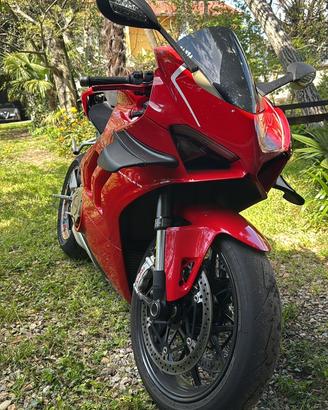 Panigale v4