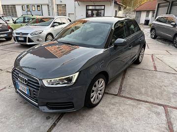 Audi A1 SPB 1.6 TDI 116 CV Admired
