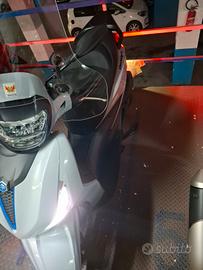 Piaggio beverly 310 
