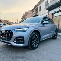 Audi Q5 35 TDI S tronic Mild HybridBusiness Advanc