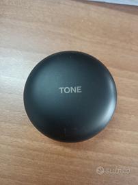 Custodia ricarica auricolari LG TONE Free DFP8