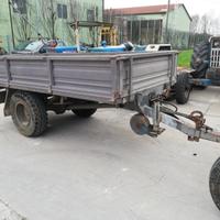 Rimorchio. Con Trazione. Fisso. 