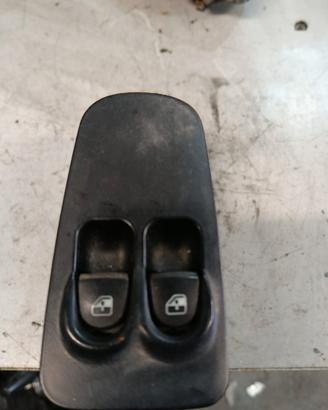 PULSANTIERA ALZACRISTALLI ANT SX LANCIA Y 3.P 2004