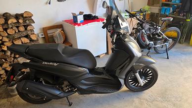 PIAGGIO BEVERLY 300