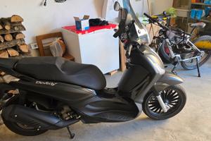 PIAGGIO BEVERLY 300