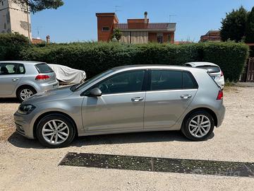 VOLKSWAGEN Golf 7ª serie - 2017