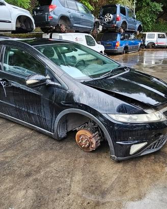 HONDA CIVIC 2011 SOLO PER RICAMBI