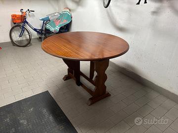 Tavolo rotondo pieghevole