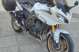 Yamaha Fazer 8