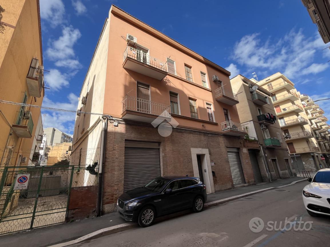 4 LOCALI A FOGGIA