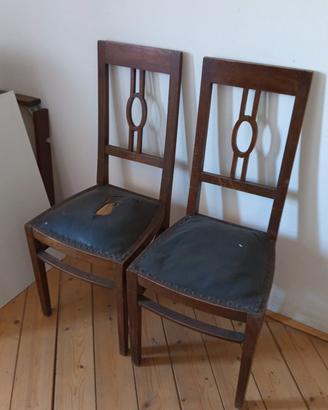 Sedie vintage in legno massello

